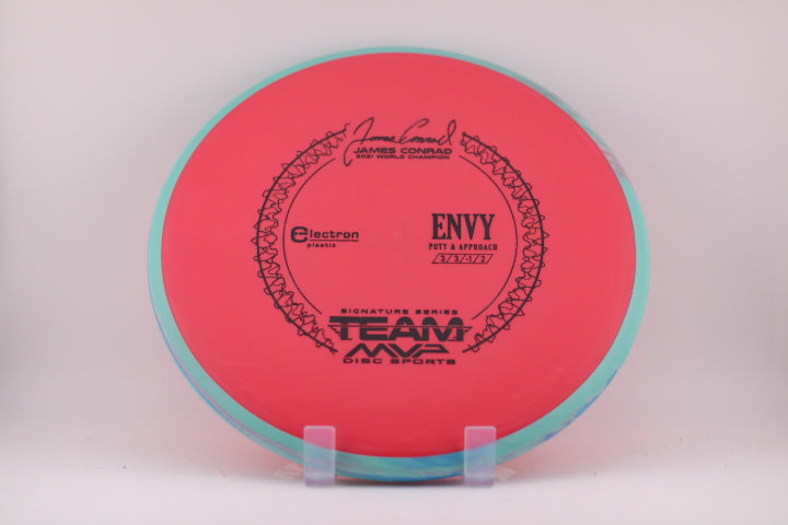 Ban Chain Envy – Bang-A-Chain